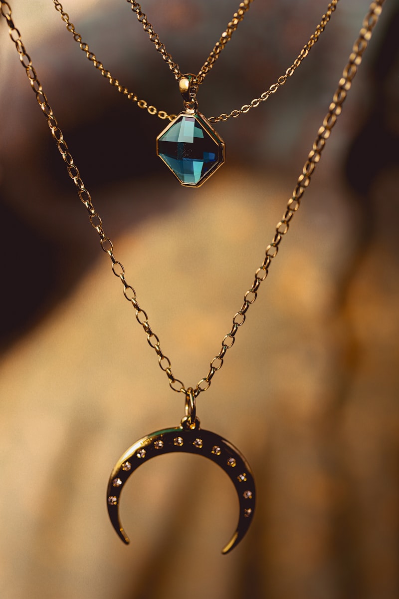 Seraph minimalist gold teardrop pendant necklace on a delicate chain